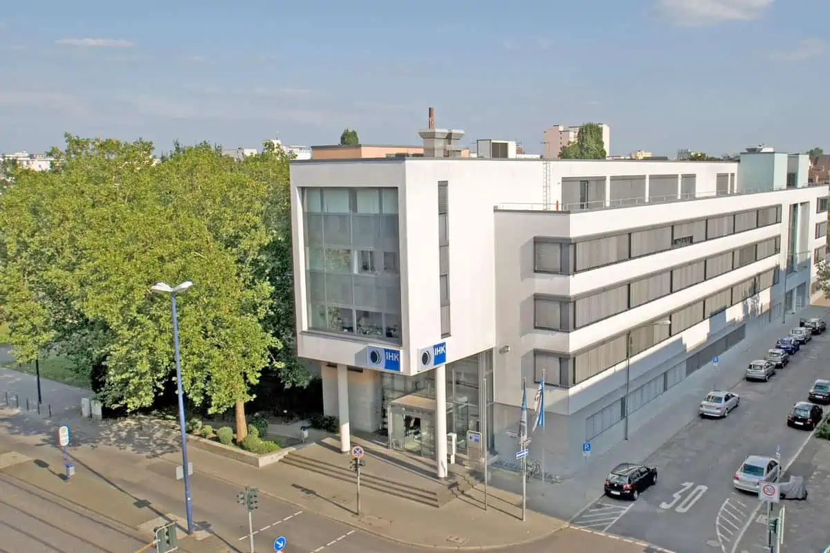 IHK Offenbach / M.